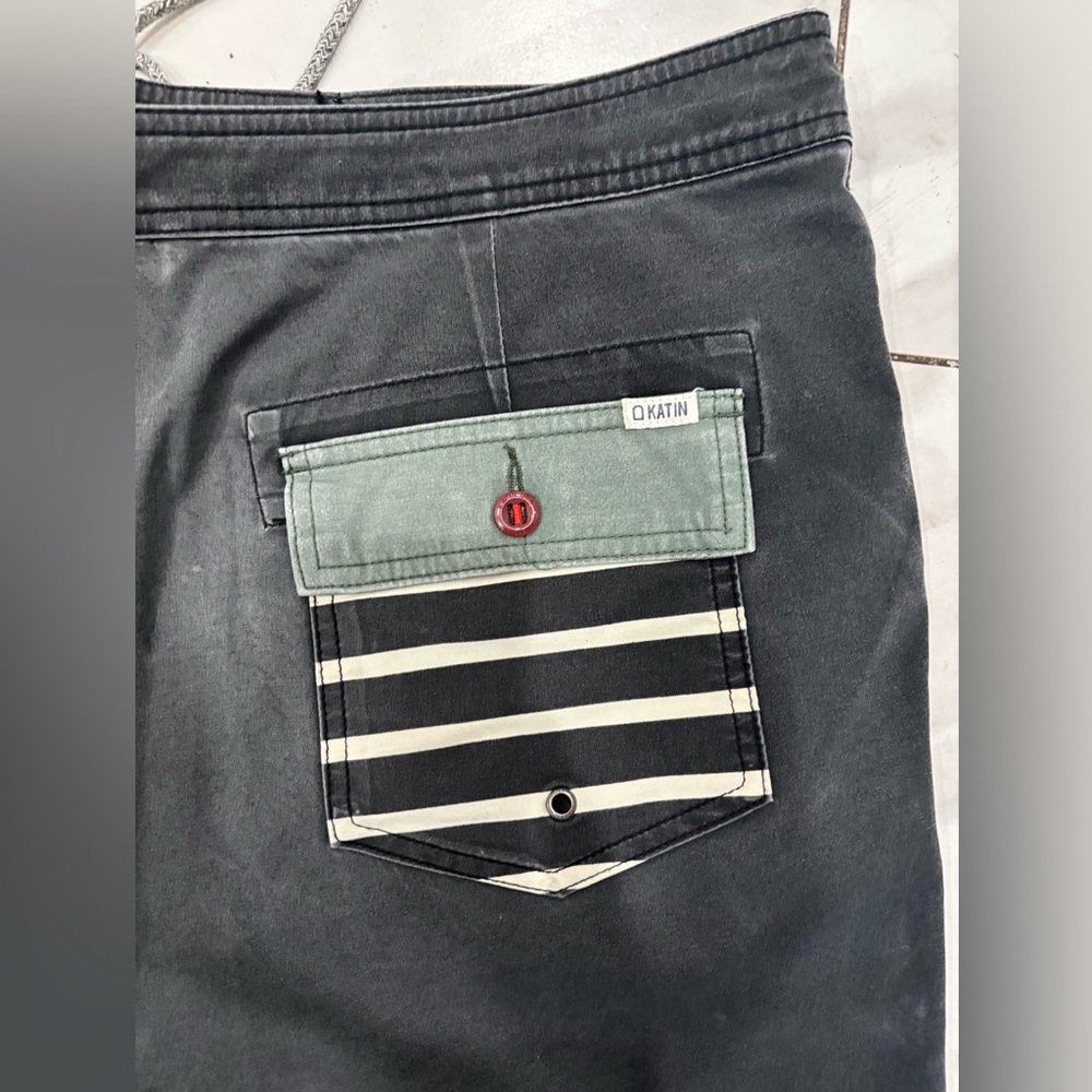 Katin Black Board Shorts Quick-Dry Swimwear Size:34 - Picture 8 of 10